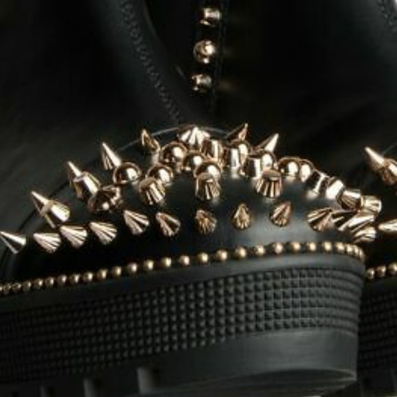 Last Size 9 🖤Platform Studded Spiked Lug Boot - Picture 4 of 8